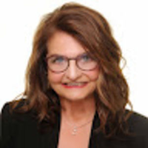 Meet your Posher, Martina